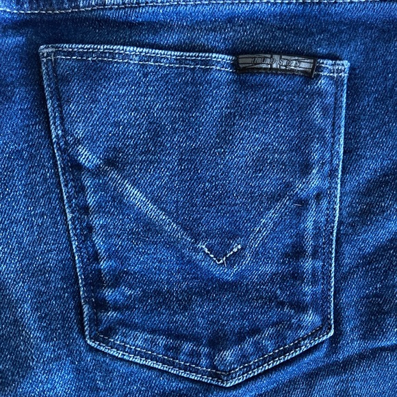 HUDSON Kenzie Cut Off Low Rise Jean Shorts - Picture 5 of 8